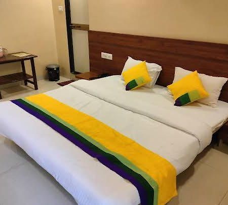 Hotel President House Matheran Zewnętrze zdjęcie