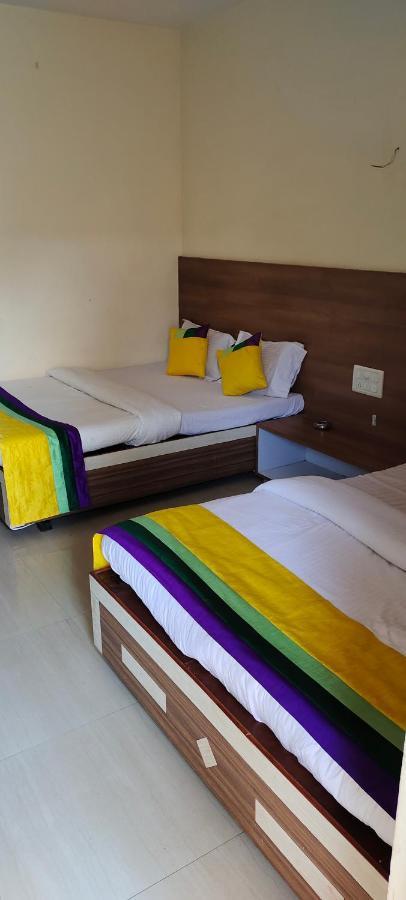 Hotel President House Matheran Pokój zdjęcie